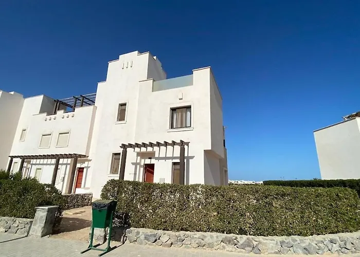 Nyaraló Gouna 3 Bedrooms Townhouse Cyan